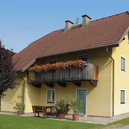 Otel Hartl & Hartl Stadl Neuhaus (Carinthia)