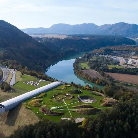 Hartl & Hartl Stadl Hotel 2*