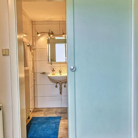 酒店 Hartl & Hartl Stadl 2*